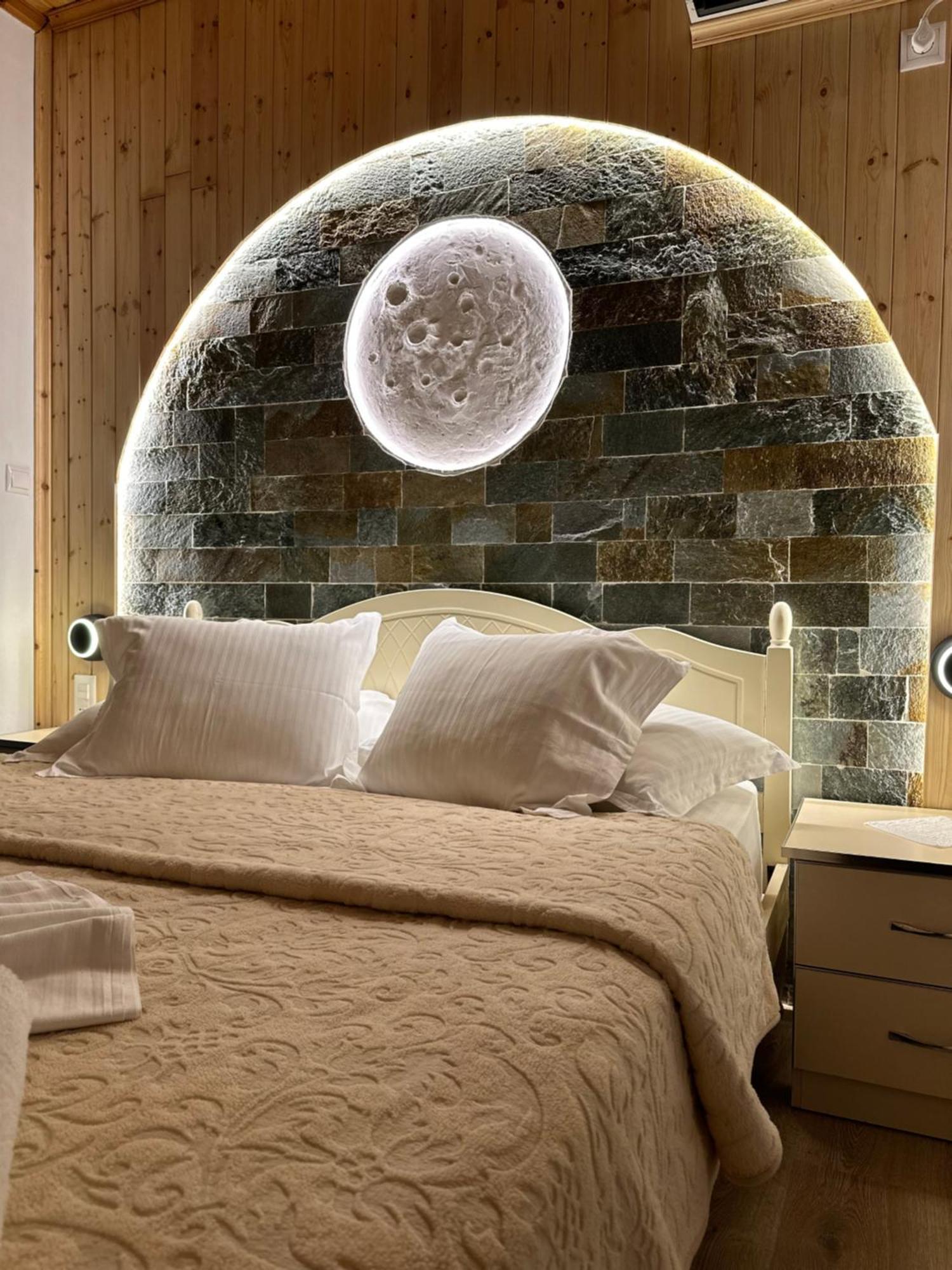 "Mani Guest House" Gjirokastër Exteriör bild